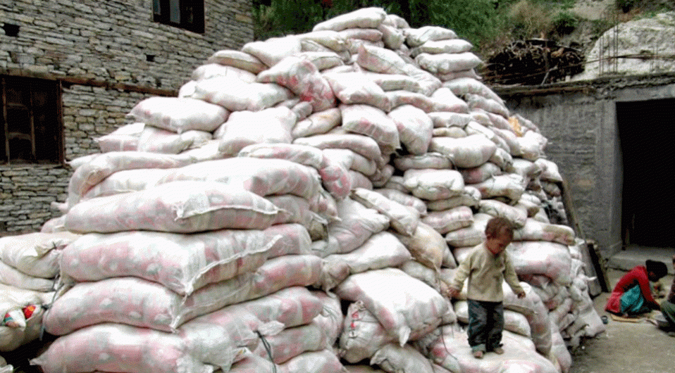 Read more about the article आयोडिनयुक्त नुन उत्पादन तथा बिक्रीसम्बन्धी ऐन २६ वर्षपछि कार्यान्वयनमा