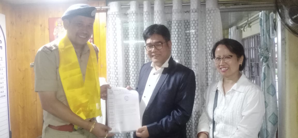 Read more about the article पुलिस अधिकारी वीरेन छेत्रीप्रति धन्यवाद ज्ञापन